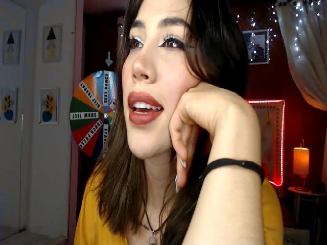 Live sex webcam photo for Vicky_Guzman #272472340