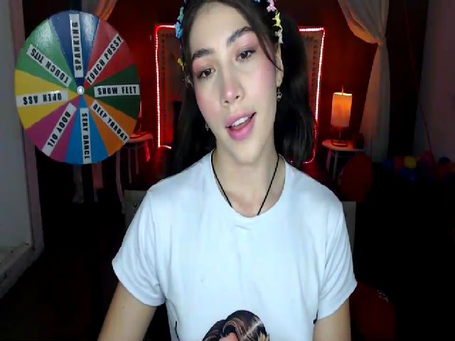 Live sex webcam photo for Vicky_Guzman #272626560