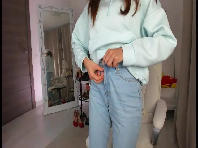 Live sex webcam photo for VictoriaKorff #273720608