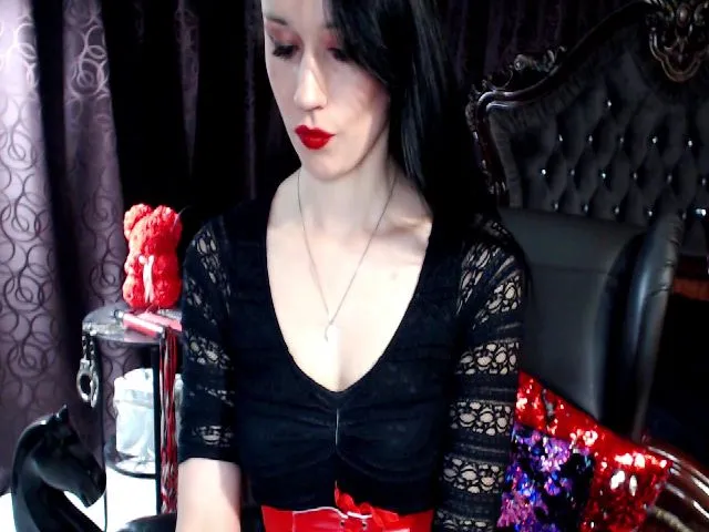 Live sex webcam photo for VictoryVega #271760382