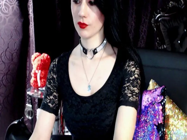 Live sex webcam photo for VictoryVega #271855905