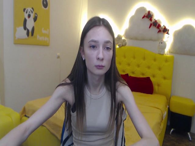 Live sex webcam photo for VikkiDaily #272194148