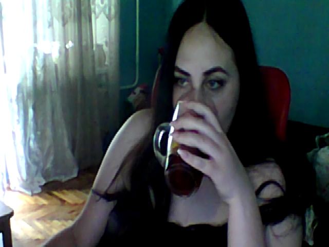 Live sex webcam photo for Viktoriia_7 #273674616