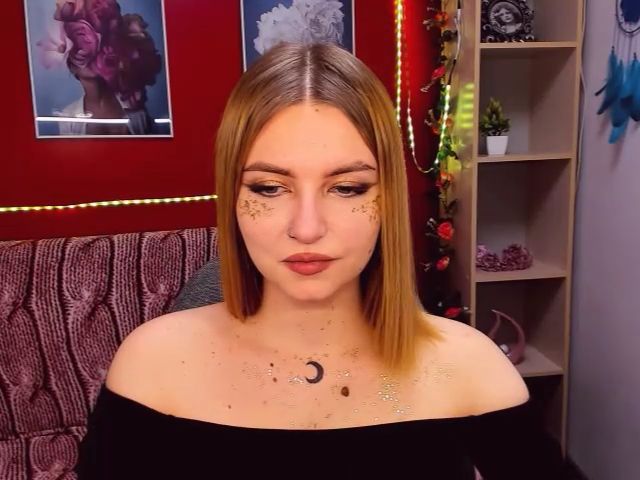 Live sex webcam photo for ViolaRose #271713333