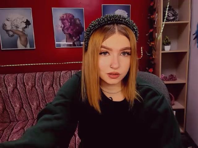 Live sex webcam photo for ViolaRose #271786665