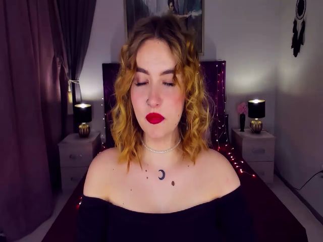 Live sex webcam photo for ViolaRose #271900259