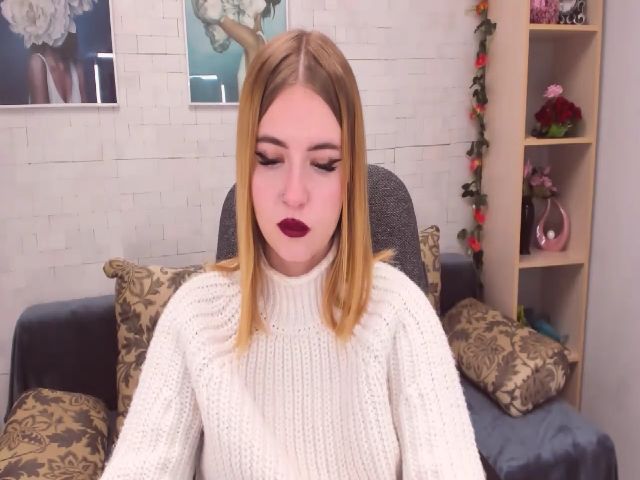 Live sex webcam photo for ViolaRose #272257257