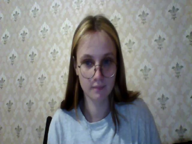 Live sex webcam photo for ViolaWeber #273107383