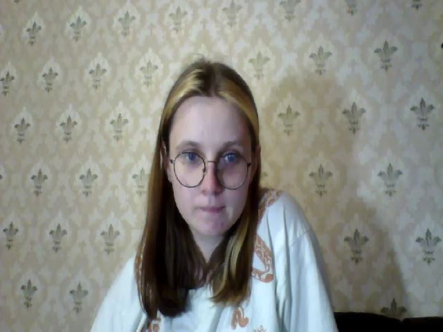 Live sex webcam photo for ViolaWeber #273139772