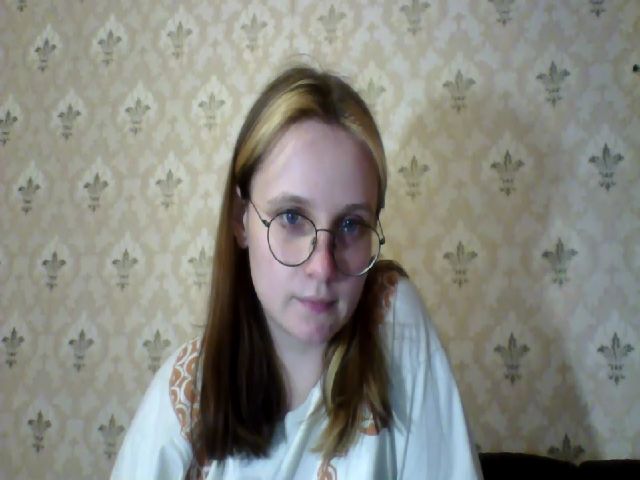 Live sex webcam photo for ViolaWeber #273139809