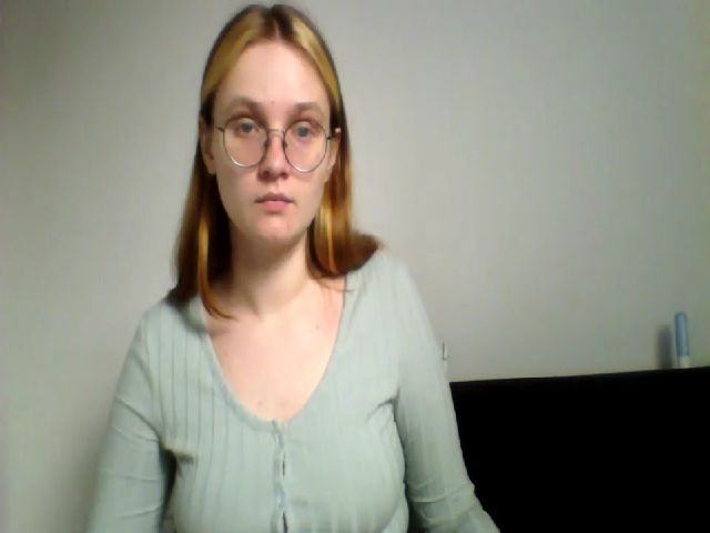 Live sex webcam photo for ViolaWeber #273281610