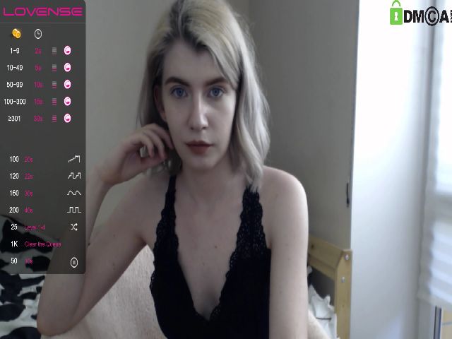 Live sex webcam photo for VioletLaird #273808796