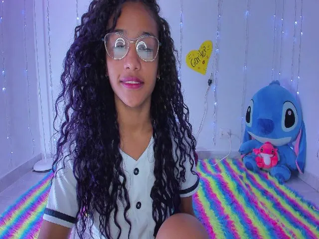 Live sex webcam photo for Violet_Fit #271907329