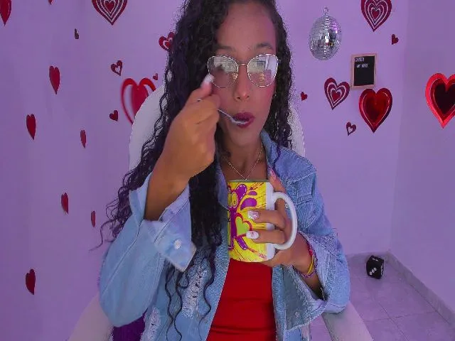 Live sex webcam photo for Violet_Fit #272481955