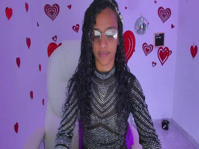 Live sex webcam photo for Violet_Fit #272556951