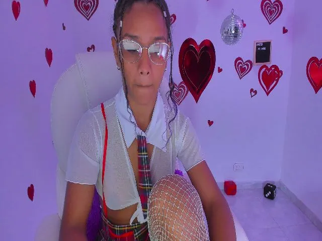 Live sex webcam photo for Violet_Fit #272600183