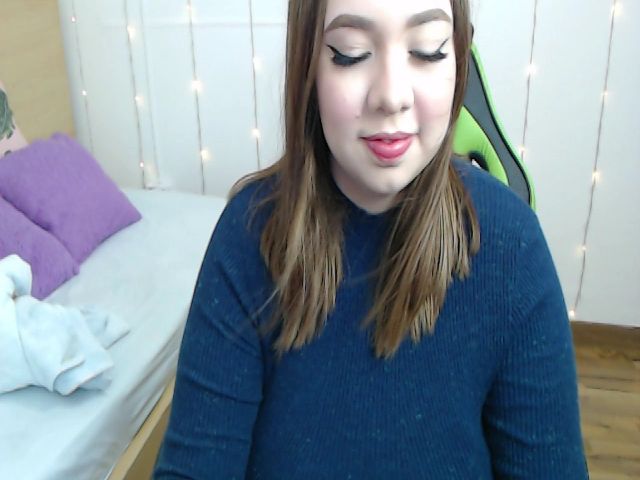 Live sex webcam photo for Violet_smith7 #272257955