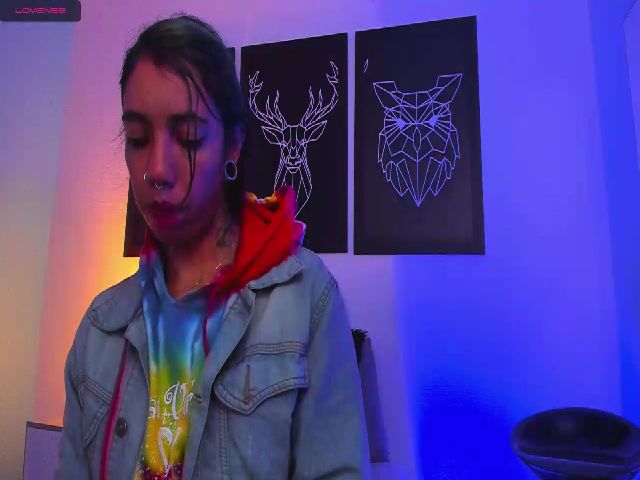 Live sex webcam photo for VioletaRoux #272352999