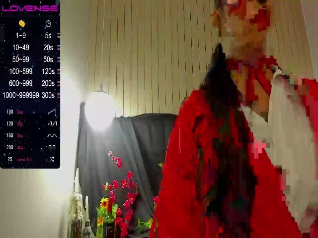 Live sex webcam photo for VioletaRoux #272395183