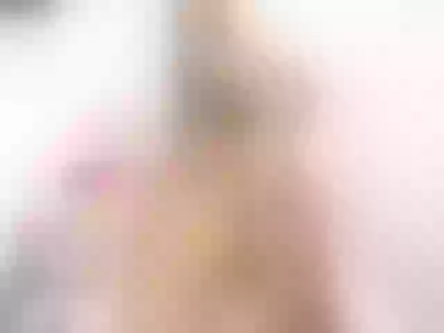 Live sex webcam photo for Violeta_9910 #272611275