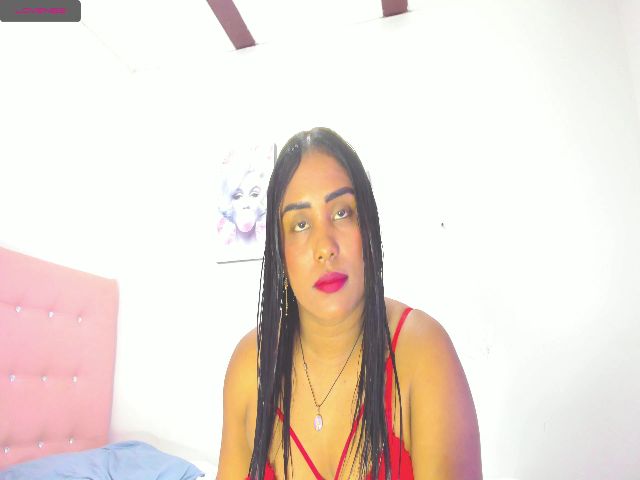 Live sex webcam photo for Violeta_9910 #273418462