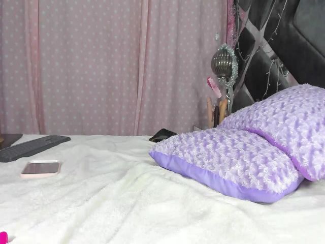 Live sex webcam photo for Violeta_aroca #271759470
