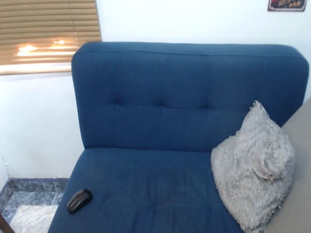 Live sex webcam photo for Violetasweett #271735814