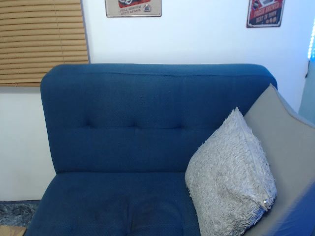 Live sex webcam photo for Violetasweett #272370799