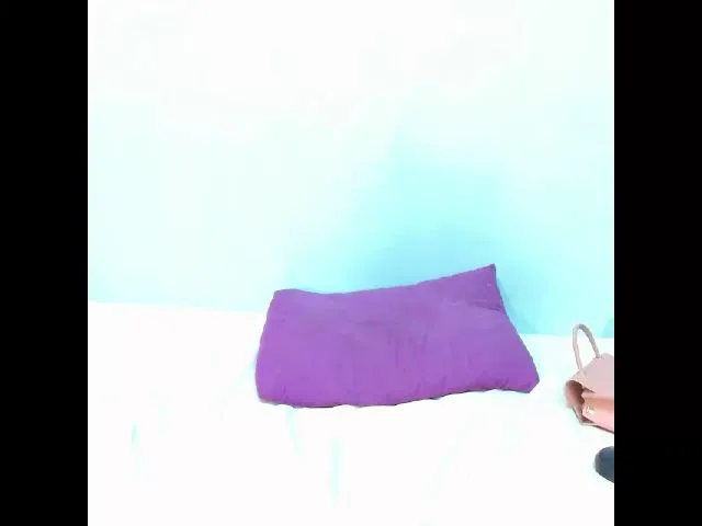 Live sex webcam photo for VioletcageZA #274240234