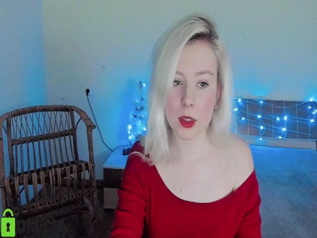 Live sex webcam photo for Violetta33 #271775839