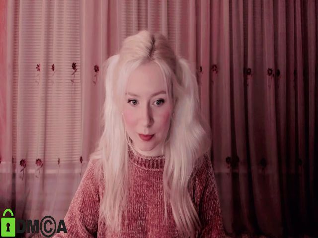 Live sex webcam photo for Violetta33 #271945150