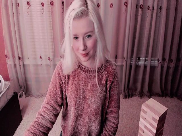 Live sex webcam photo for Violetta33 #272009013