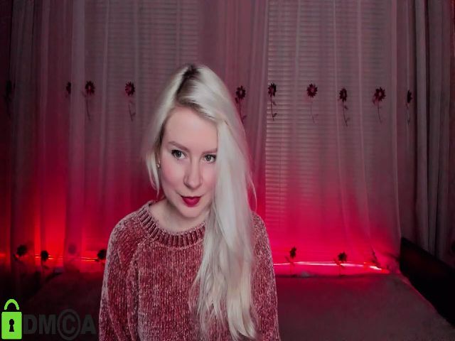 Live sex webcam photo for Violetta33 #272199830