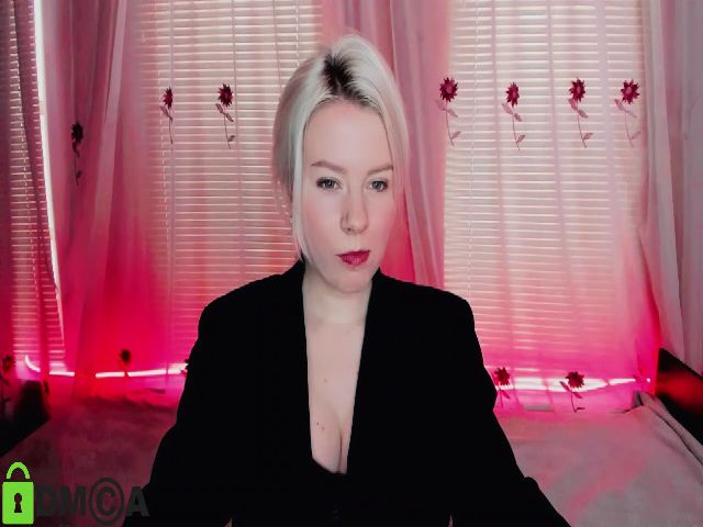 Live sex webcam photo for Violetta33 #272281479