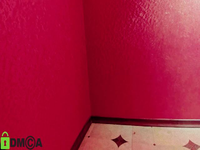 Live sex webcam photo for Violetta33 #272360981