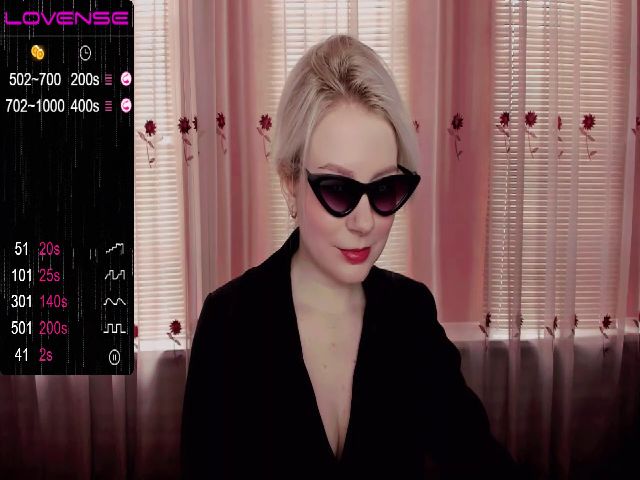 Live sex webcam photo for Violetta33 #272969109