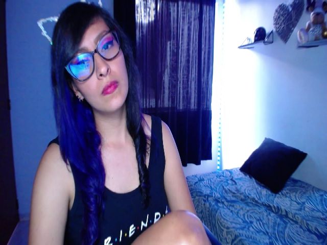 Live sex webcam photo for Violettmoon #272675330