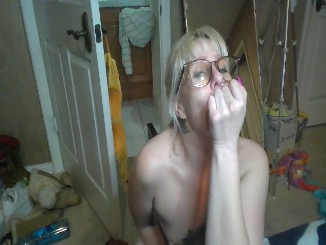 Live sex webcam photo for Viper710 #271851377