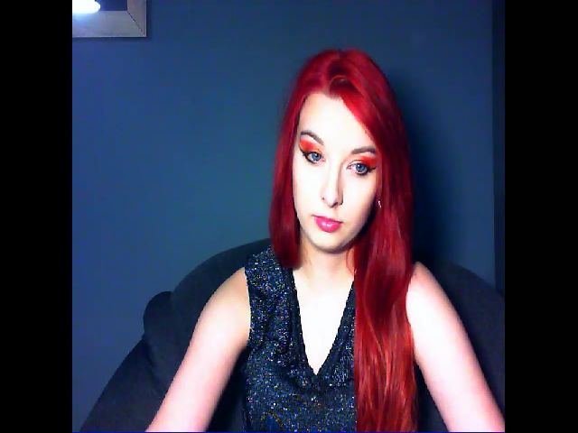 Live sex webcam photo for VirginLuna18 #272254474