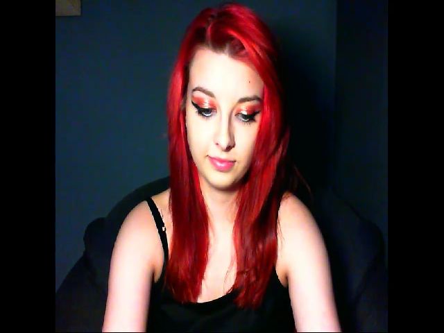 Live sex webcam photo for VirginLuna18 #273201266