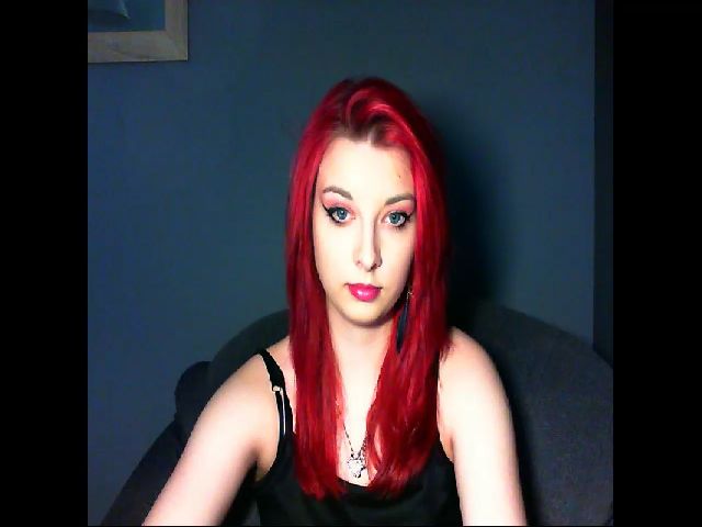 Live sex webcam photo for VirginLuna18 #273449654