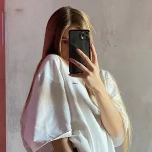 Live sex webcam photo for VirtualGirl_ #278196355