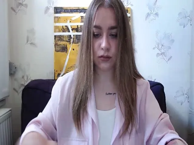 Live sex webcam photo for Vivi_sweet #273728669