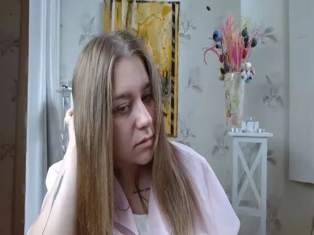 Live sex webcam photo for Vivi_sweet #273764930