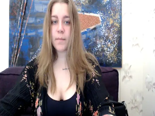 Live sex webcam photo for Vivi_sweet #273773785