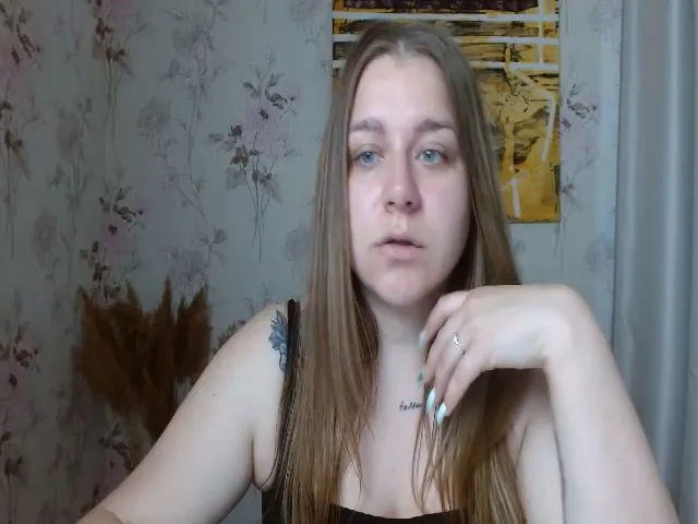 Live sex webcam photo for Vivi_sweet #273794484