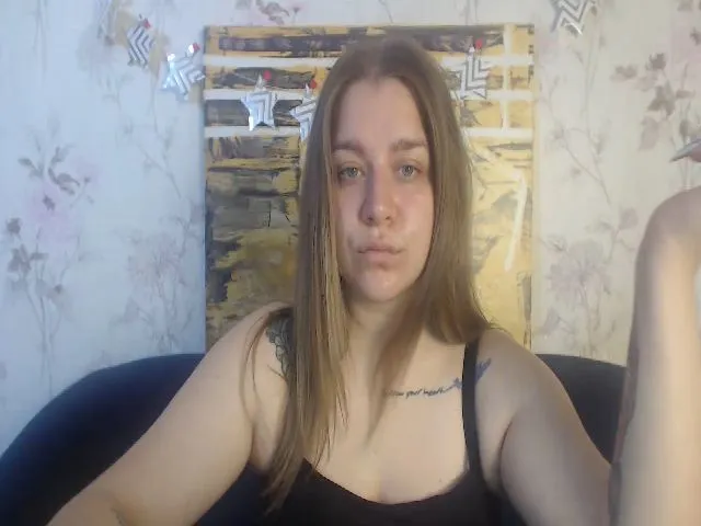 Live sex webcam photo for Vivi_sweet #273811312