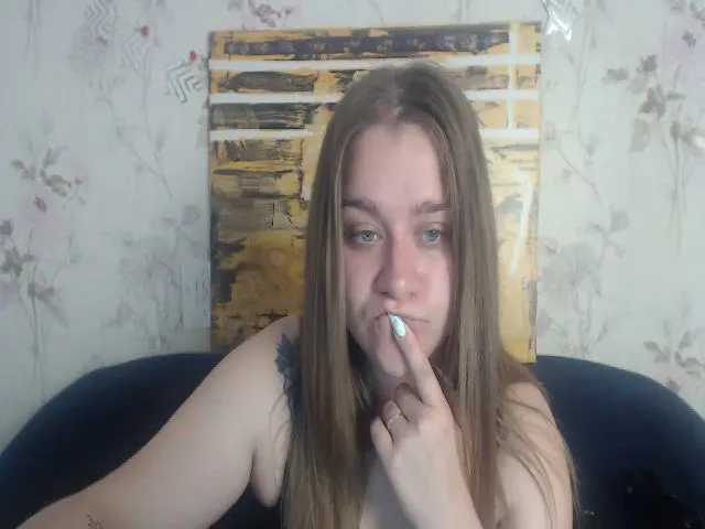 Live sex webcam photo for Vivi_sweet #273811616