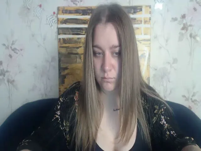 Live sex webcam photo for Vivi_sweet #273822947