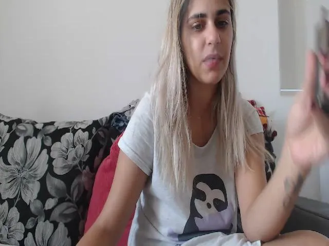 Live sex webcam photo for VivianaBlake #274877656